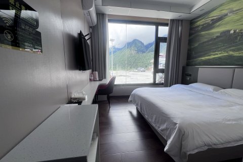 吉隆森氧居酒店