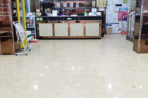 七月主题酒店(柳城金时代购物公园店)