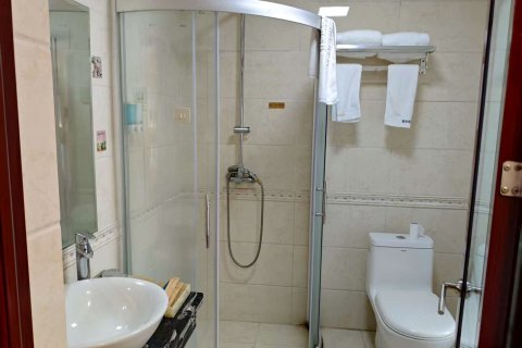 米易驿路悦商务酒店