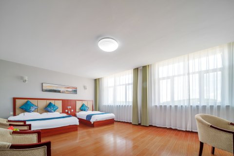 乌兰布统新多兰酒店