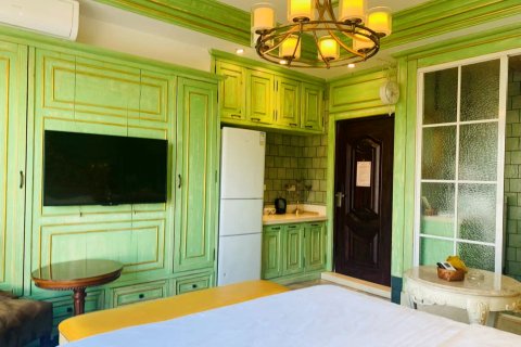 大连妃思主题公寓(星海广场店)