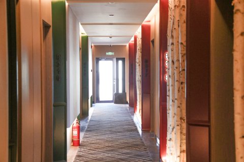 北极村53度半轻居酒店