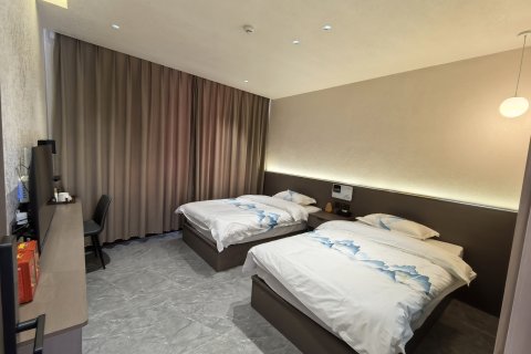 定日金菇·观星酒店