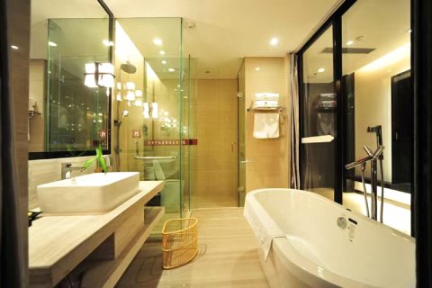 万紫千红度假酒店