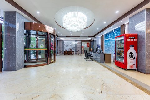 蕲春王朝大酒店(大中华蕲春客运站店)