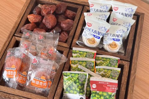 花间坊·Snowy mountain view雪山观景高端民宿(喀纳斯景区店)