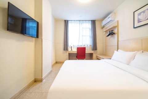 锦江之星酒店(广州西华路彩虹桥地铁站店)