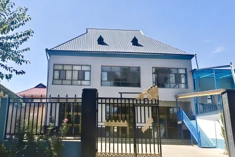 清馨小楼民宿(尼勒克县人民政府店)