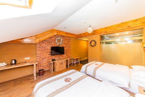 喀纳斯白桦林度假酒店