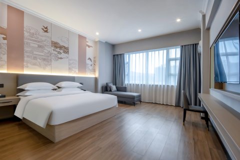 融安·宜朵丨MAXIMMEGALUXHTWMADGAMINGMS美宿酒店(长安广场店)