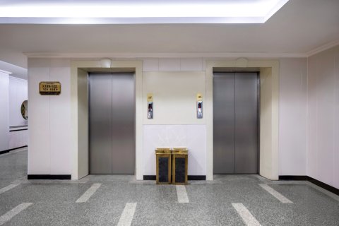 石河子百缘佳酒店