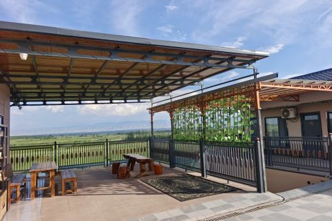 南河清泉|草原湿地风情山泉度假美宿(伊宁喀什镇店)