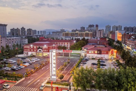 西峡鹳河国际饭店