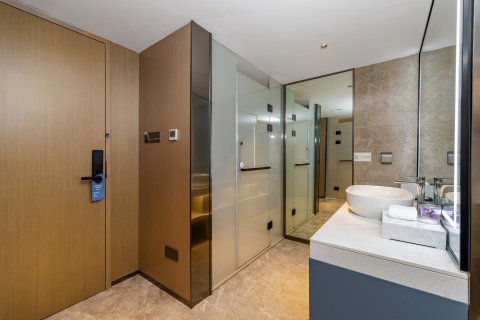 清能清江饭店 (武汉黄鹤楼红巷店)