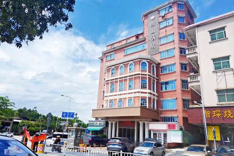 朗山酒店(东莞松山湖景区店)