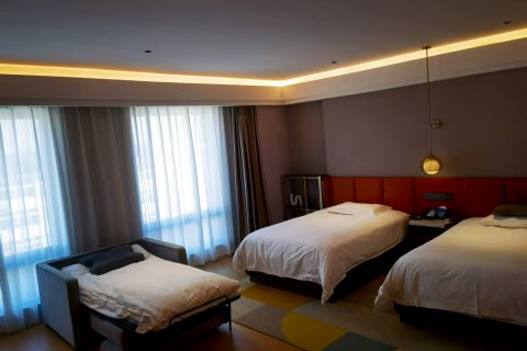 亿恒阳光精品酒店(庄河黄海大街店)