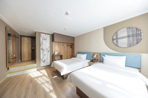 如家酒店(中卫鼓楼步行街店)