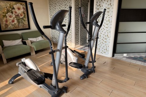 喜鹊愉家旅馆(郑州曼哈顿东明路旗舰店)