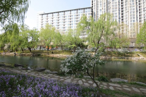 乐家服务式酒店(北京动物园西直门地铁站店)