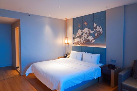 白玉兰商务酒店(徐州邳州三汊河路店)