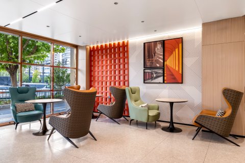 柏曼酒店(永康西站宝龙广场店)