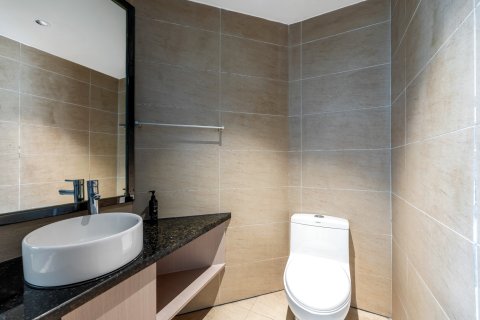 柏曼酒店(永康西站宝龙广场店)