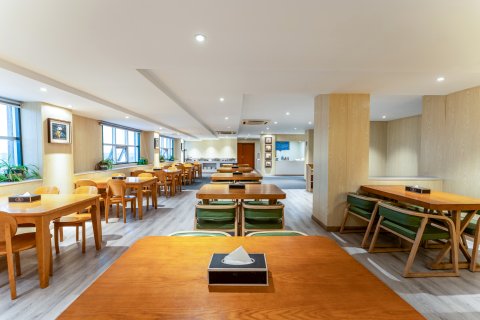 德安奥中大酒店(朝阳路步行街店)