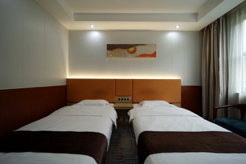 宜川隆盛商务酒店