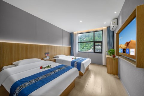 宜川隆盛商务酒店