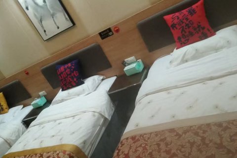 佛坪阳光假日酒店(迎宾路分店)