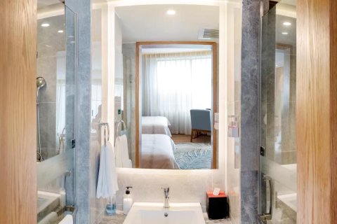 昆明曼棠·V酒店(昆明市体育馆云大医院店)