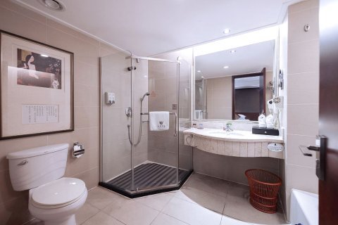 南疆酒店(柳州高铁站谷埠街国际商城店)