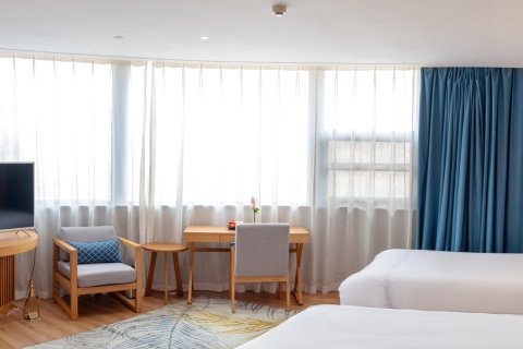 昆明曼棠·V酒店(昆明市体育馆云大医院店)