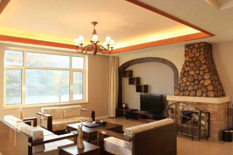 宽甸天桥沟枫叶饭店