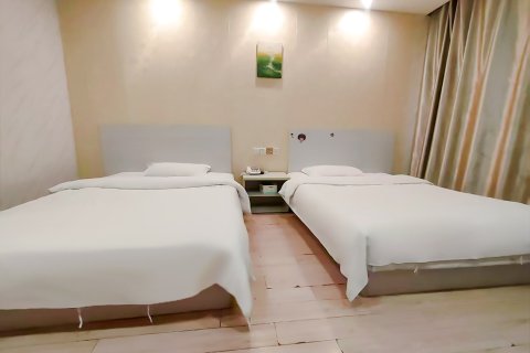 998商务宾馆(海安高铁站东洲公园店)