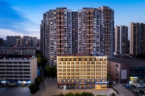 栀子轻居酒店(掇刀区政府店)