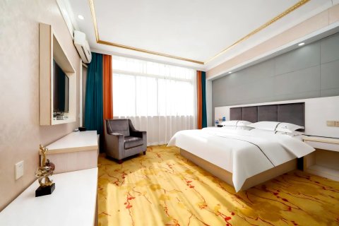 横州金城大酒店(时尚步行街店)