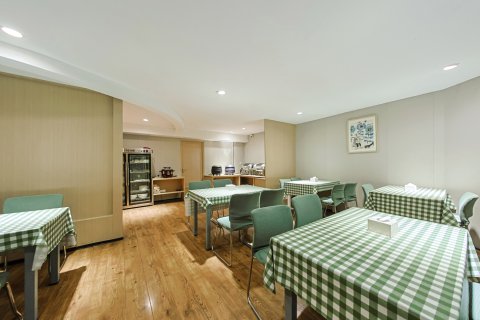 濮阳诗岸酒店(濮阳长途车站店)