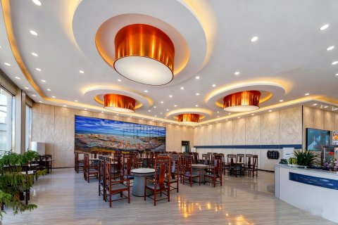 亿腾海景日出酒店(北戴河鸽子窝碧螺塔店)