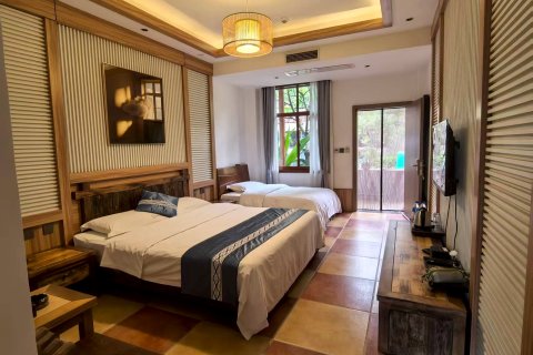 西双版纳澜沧江畔花园客栈(星光夜市店)