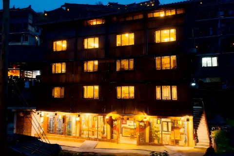 西江千户苗寨墨途家余·禅意璞居