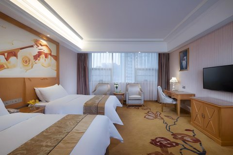 欢喜维纳酒店(梧州南宁百货店)