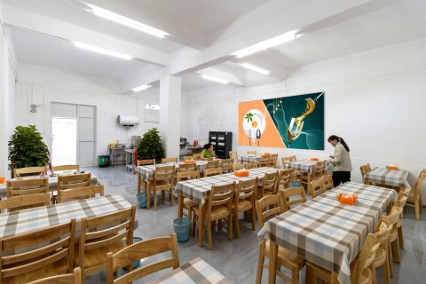 茶韵商旅酒店(信阳火车站天润广场店)