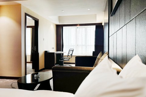 岷山饭店(沈阳站太原街店)