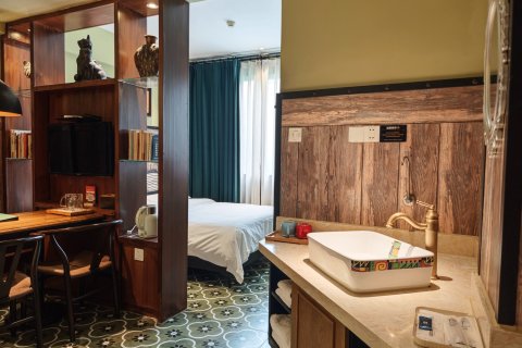 常州麦合轻旅行酒店(河海地铁站店)