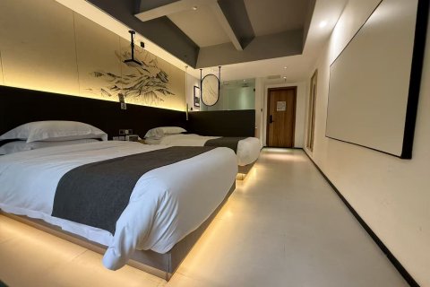 月牙间白酒店(成都宽窄巷子文殊院地铁站店)