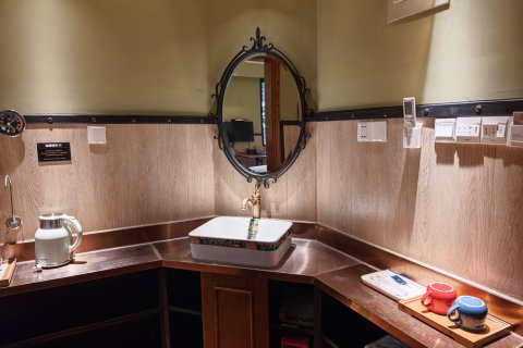 常州麦合轻旅行酒店(河海地铁站店)