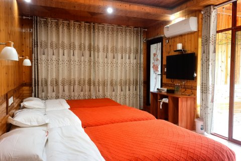 龙脊梯田金坑大寨漫步云居智能全景酒店(千层天梯观景台店)