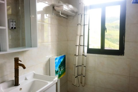 龙脊梯田金坑大寨漫步云居智能全景酒店(千层天梯观景台店)