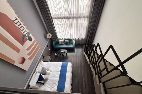 宜必思尚品酒店(大连火车站青泥洼桥店)